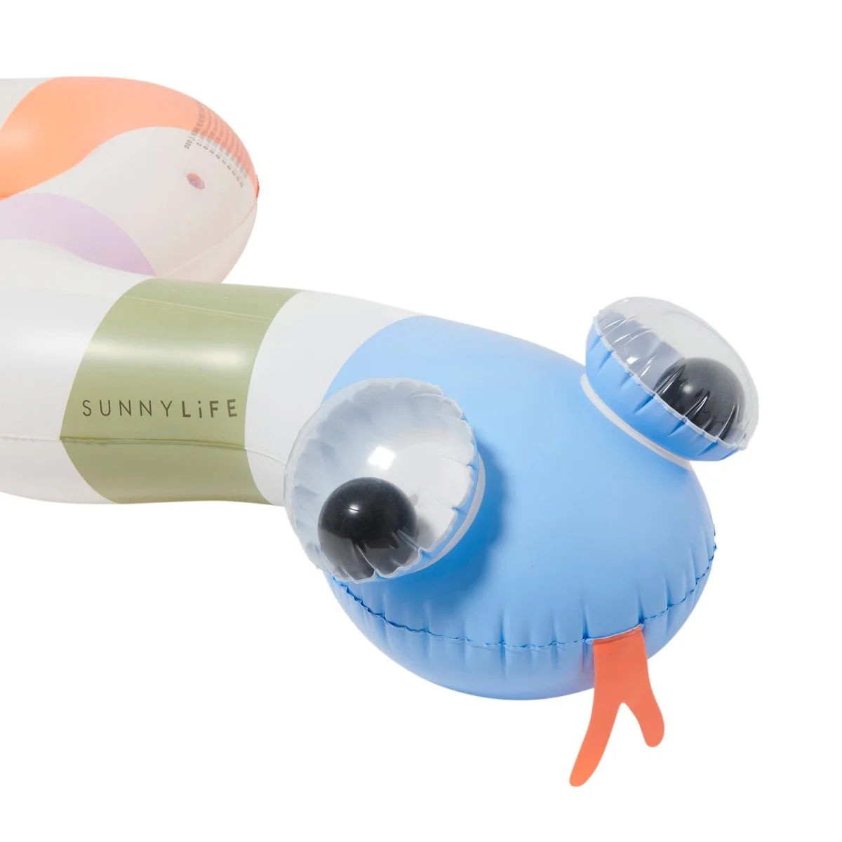 INFLATABLE, SNAKE SPRINKLER INTO THE WILD